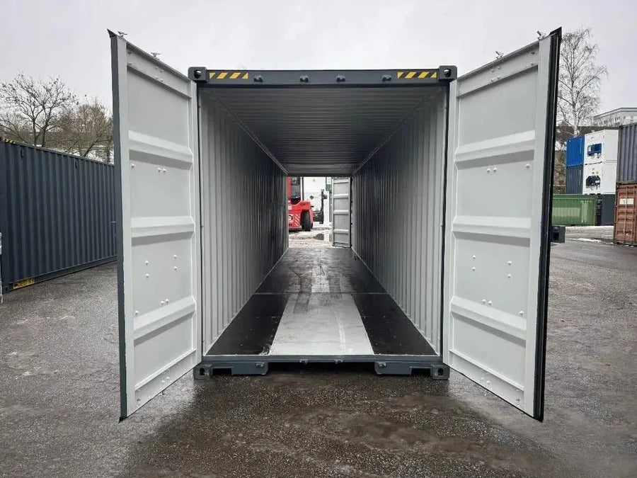 New 40ft High Cube double door shipping container first trip