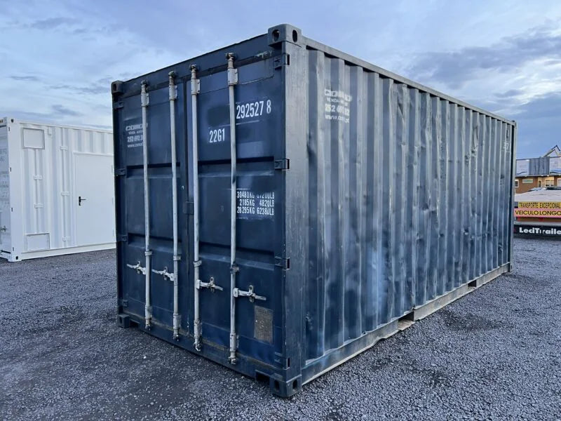 Used 20ft shipping container ready for use for secure storage