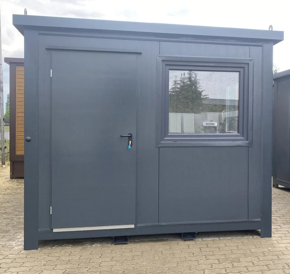 7.76 m² compact modular office