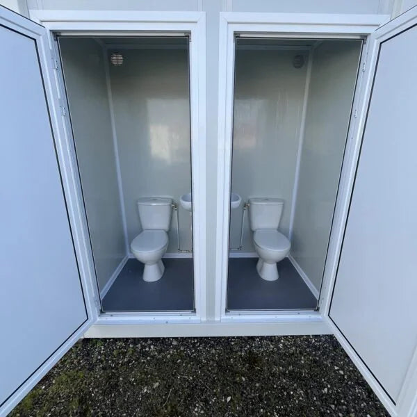 Double modular sanitary unit 3.1 m² with separate WC